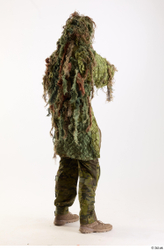  Andrew Elliott in Ghillie Aiming Gun 